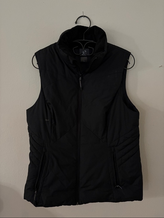 Champion Jackets & Blazers - Champion Black Quilted Women's Vest